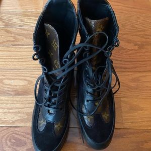 Louis Vuitton Laureate Desert Boot